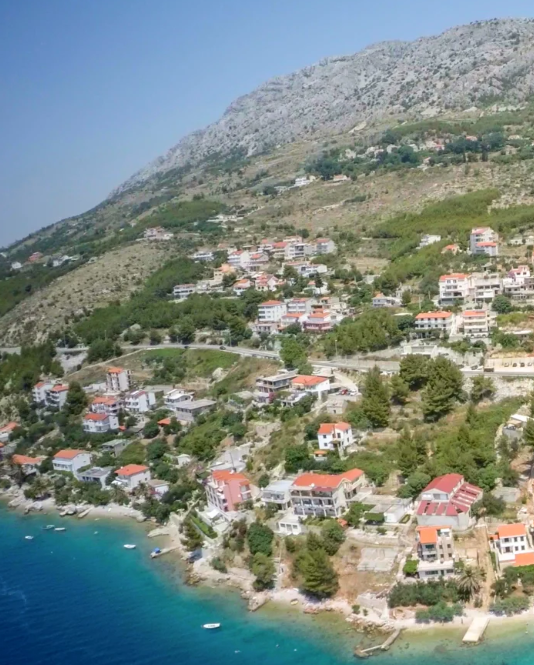 BUILDING LAND OMIS RIVIERA, LOKVA ROGOZNICA