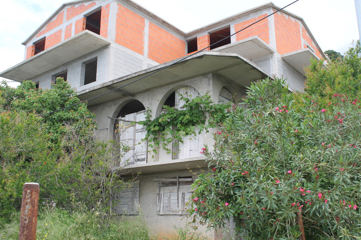 APARTMENT HOUSE, OMIŠ RIVIERA