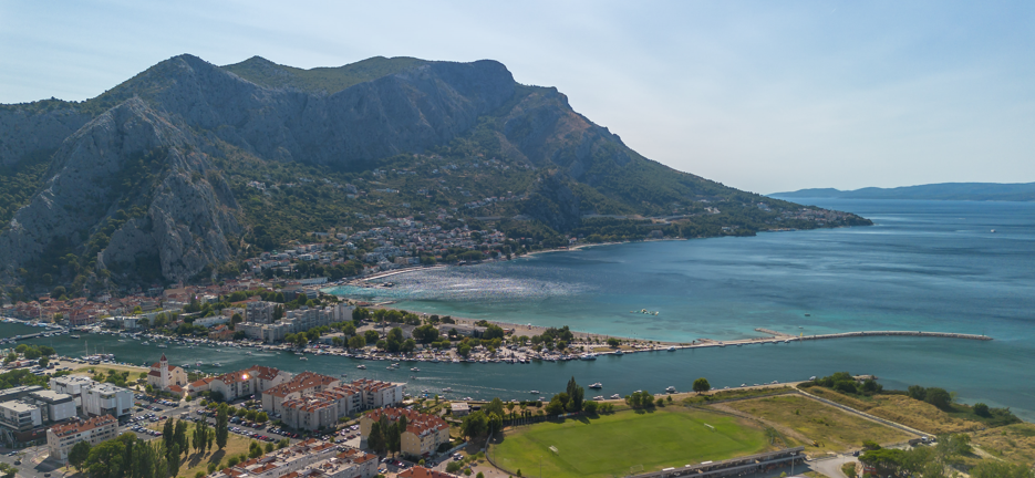 BUILDING LAND WITH PANORAMIC SEA VIEW