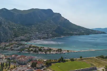 BUILDING LAND WITH PANORAMIC SEA VIEW