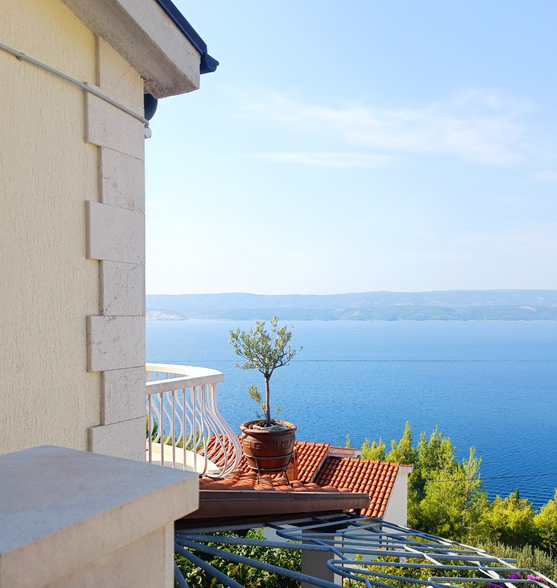 KUĆA U MEDITERANSKOM STILU S POGLEDOM NA MORE