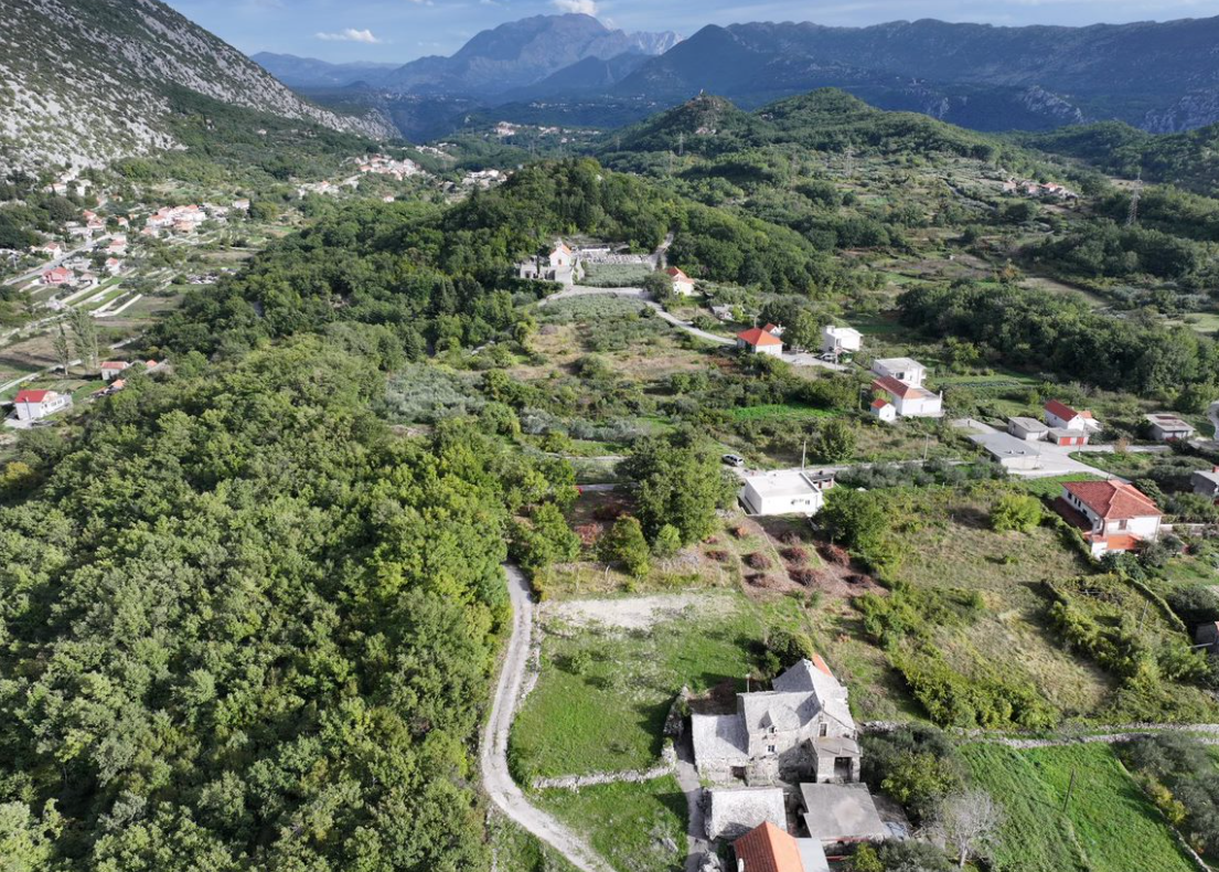 GRAĐEVINSKO/POLJOPRIVREDNO ZEMLJIŠTE, OSTRVICA