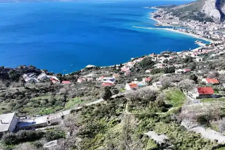 BUILDING PLOT OMIŠ